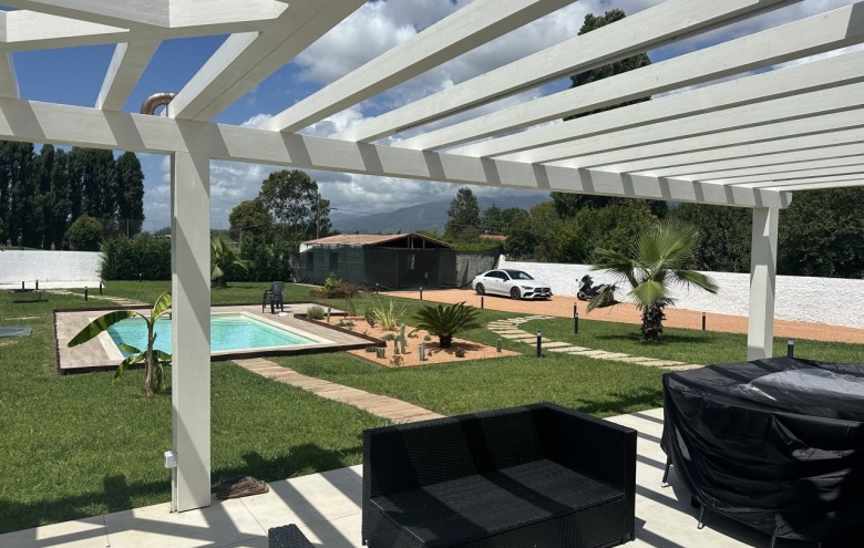 Villa singola in vendita a Pietrasanta