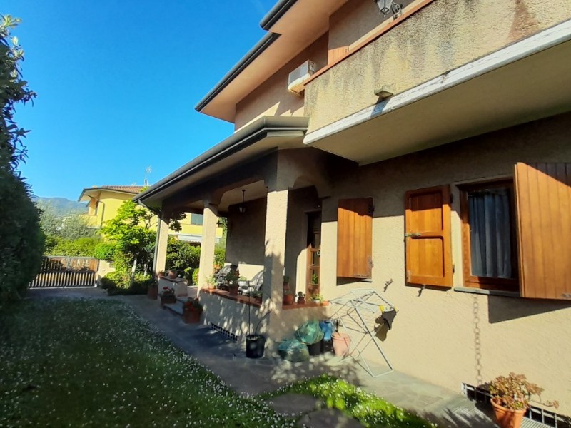 Porzione di casa in vendita a Pietrasanta