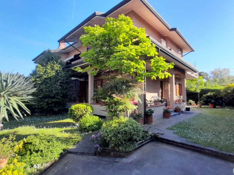 Porzione di casa in vendita a Pietrasanta