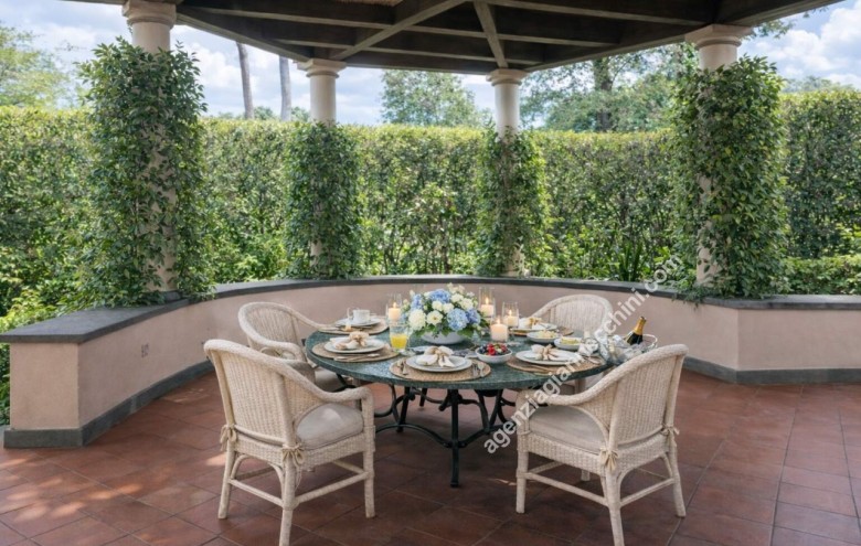 Villa singola in vendita a Forte dei Marmi