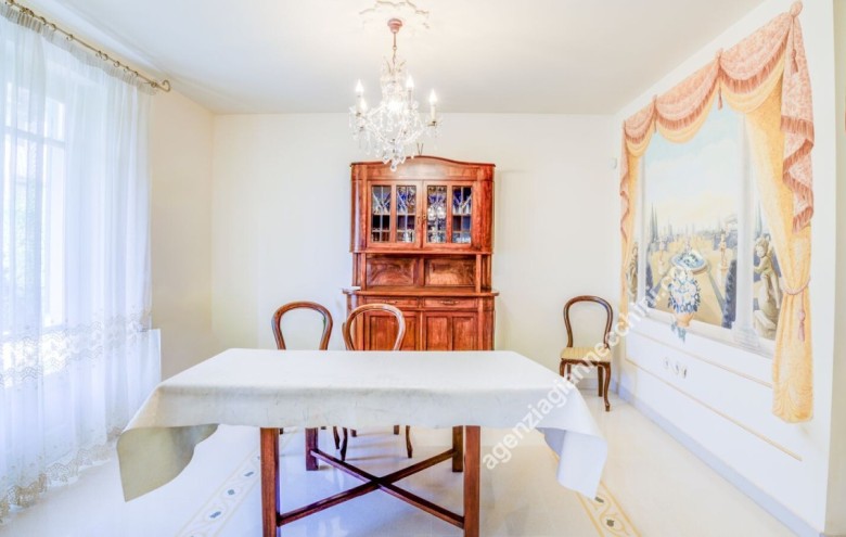 Villa singola in vendita a Forte dei Marmi