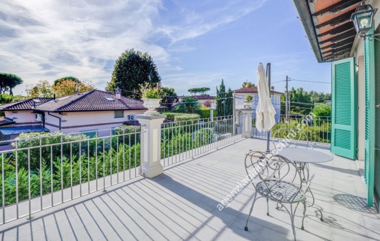 Villa singola in vendita a Forte dei Marmi