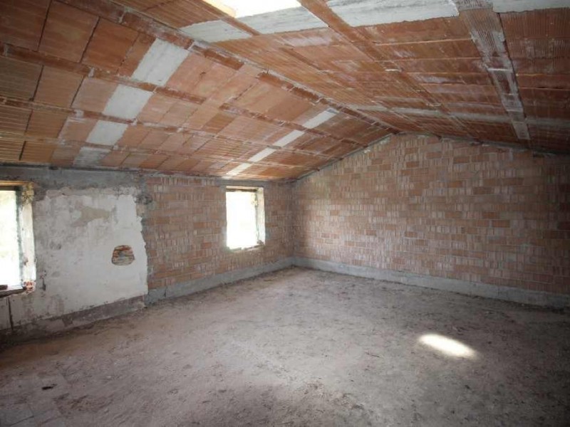 Porzione di casa in vendita a Camaiore