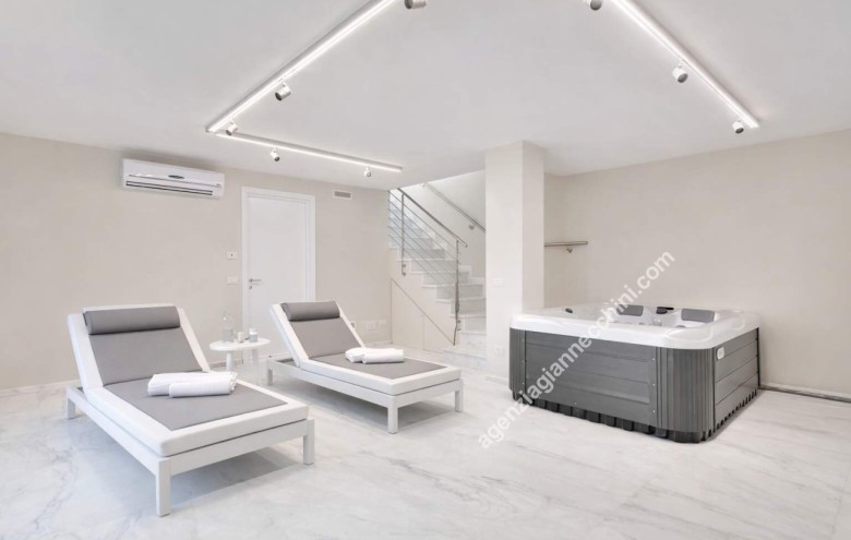 Villa singola in vendita a Forte dei Marmi