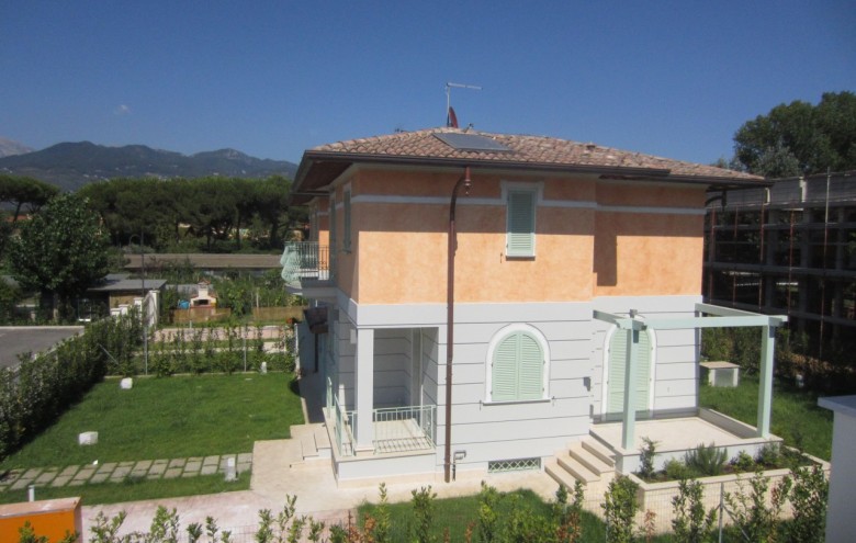 Villa singola in vendita a Pietrasanta