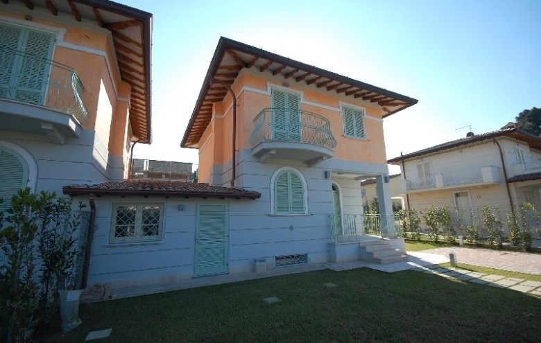 Villa singola in vendita a Pietrasanta