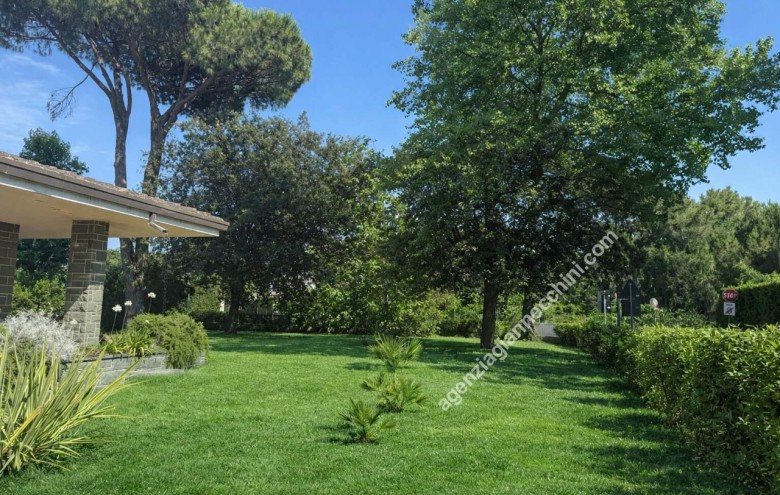 Villa singola in vendita a Forte dei Marmi