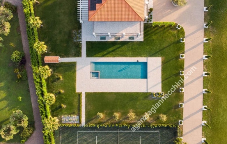 Villa singola in vendita a Forte dei Marmi