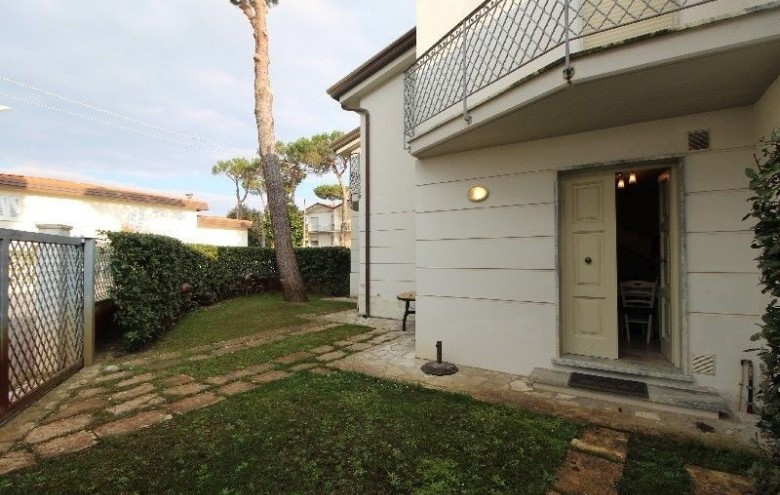 Porzione di casa in affitto a Camaiore