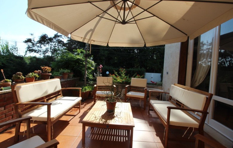 Villa singola in affitto a Pietrasanta