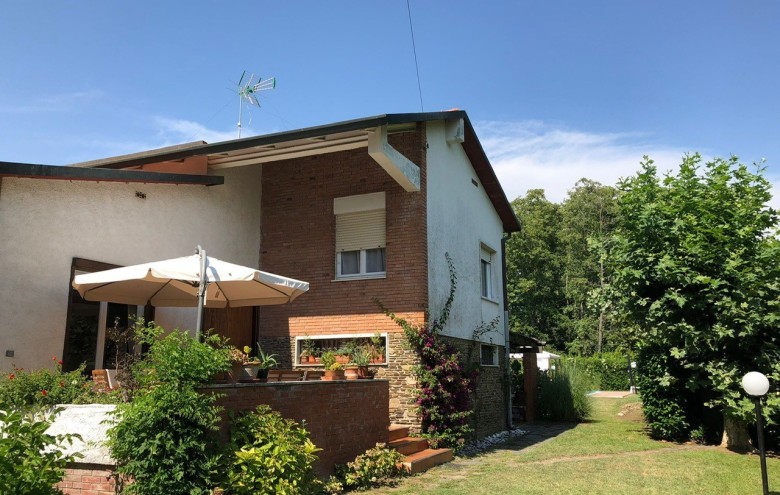 Villa singola in affitto a Pietrasanta