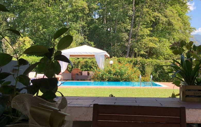 Villa singola in affitto a Pietrasanta