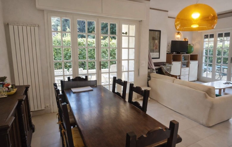 Villa singola in vendita a Pietrasanta