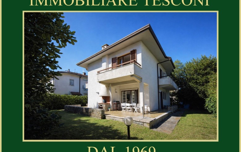 Villa singola in vendita a Pietrasanta