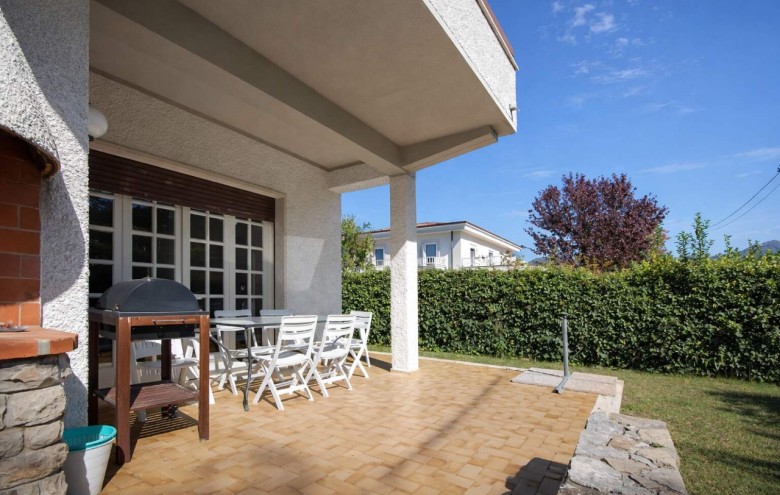 Villa singola in vendita a Pietrasanta