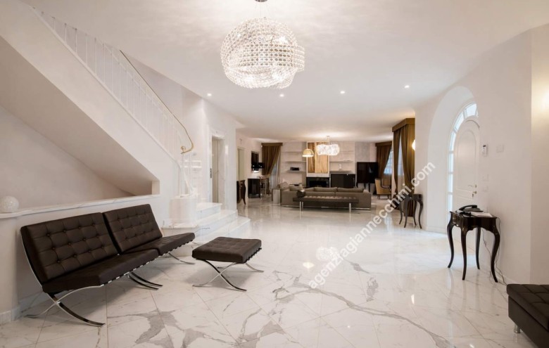 Villa singola in vendita a Forte dei Marmi