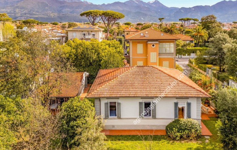 Villa singola in vendita a Forte dei Marmi