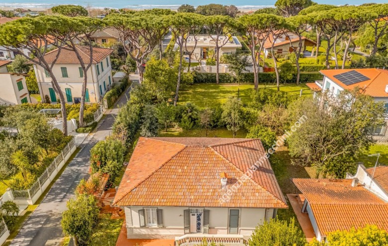 Villa singola in vendita a Forte dei Marmi