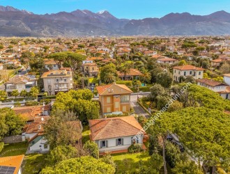 Villa singola in vendita a Forte dei Marmi