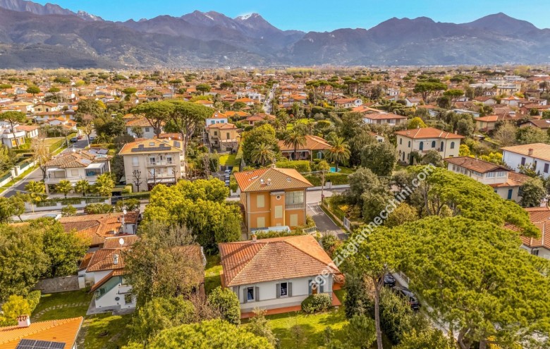 Villa singola in vendita a Forte dei Marmi