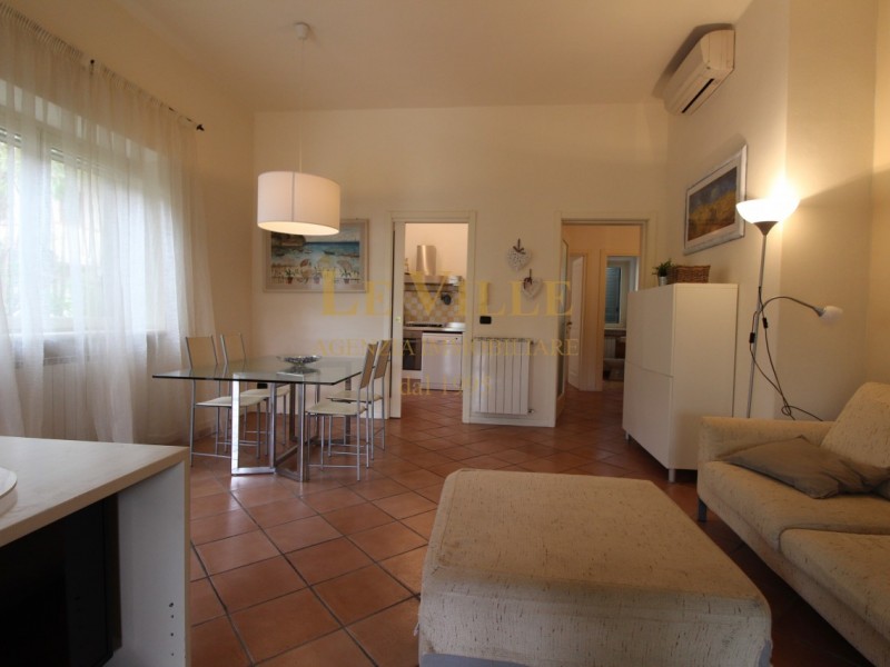 Villa singola in affitto a Pietrasanta