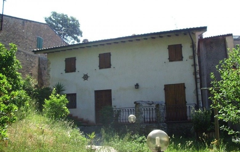 Rustico in vendita a Camaiore