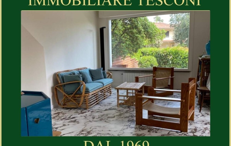 Bifamiliare in affitto a Pietrasanta