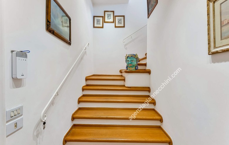 Appartamento in vendita a Viareggio