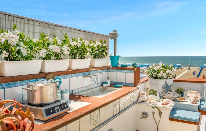 Appartamento in vendita a Viareggio