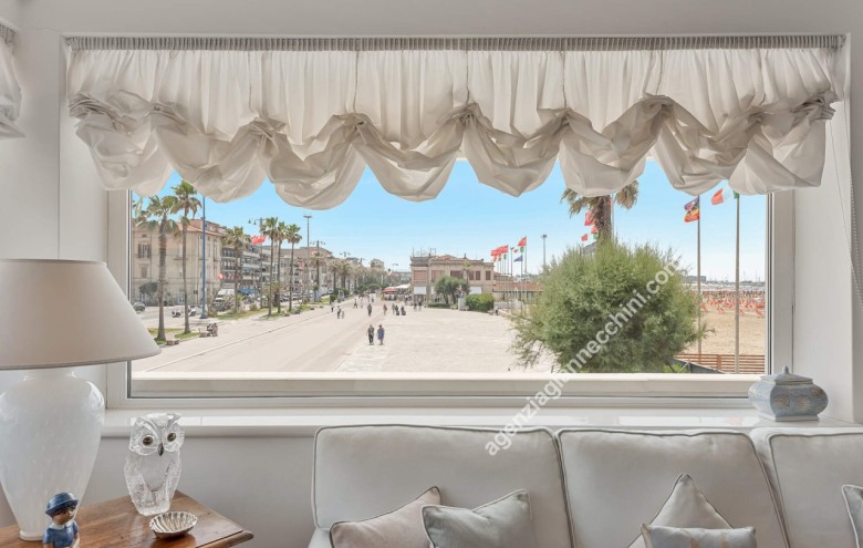 Appartamento in vendita a Viareggio