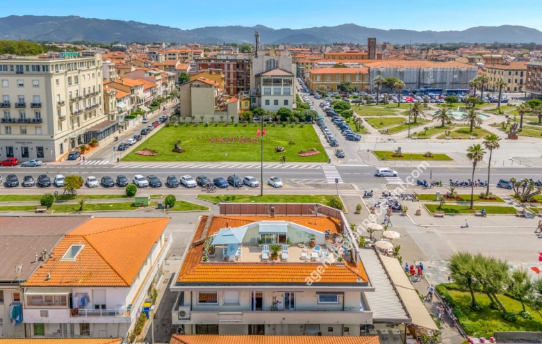 Appartamento in vendita a Viareggio