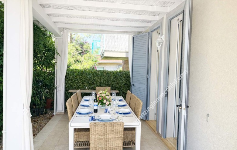 Bifamiliare in vendita a Forte dei Marmi