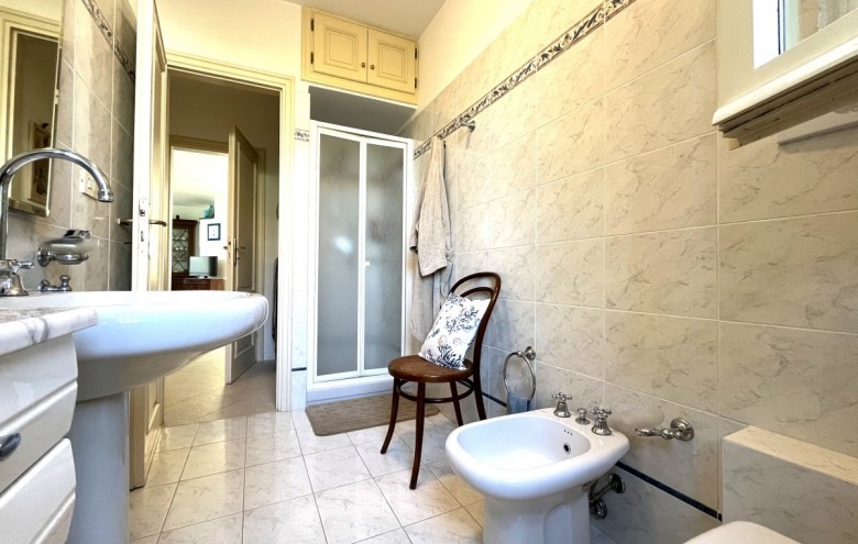 Bifamiliare in vendita a Pietrasanta