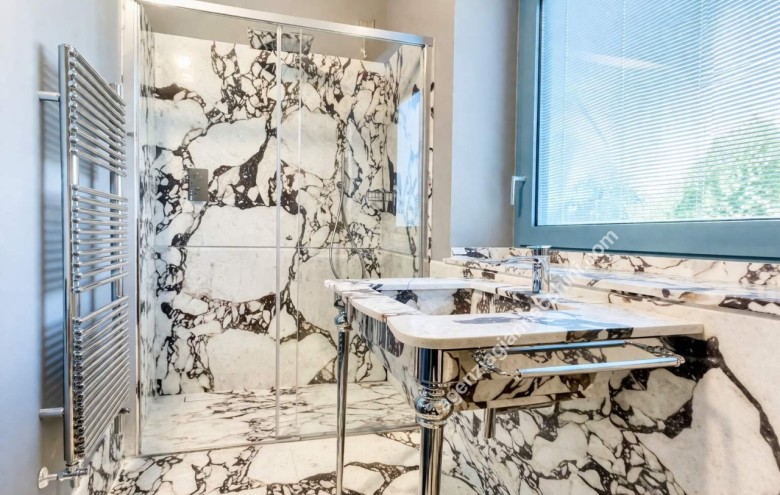 Villa singola in vendita a Pietrasanta