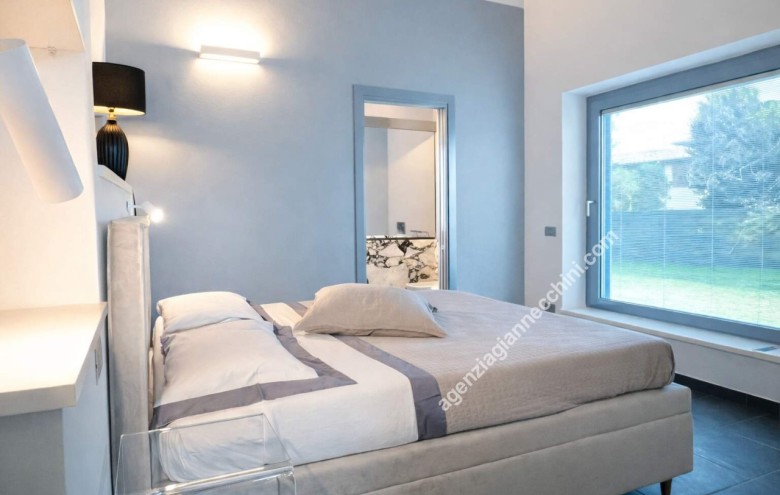 Villa singola in vendita a Pietrasanta