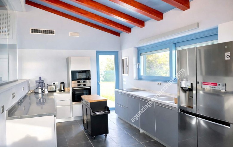 Villa singola in vendita a Pietrasanta