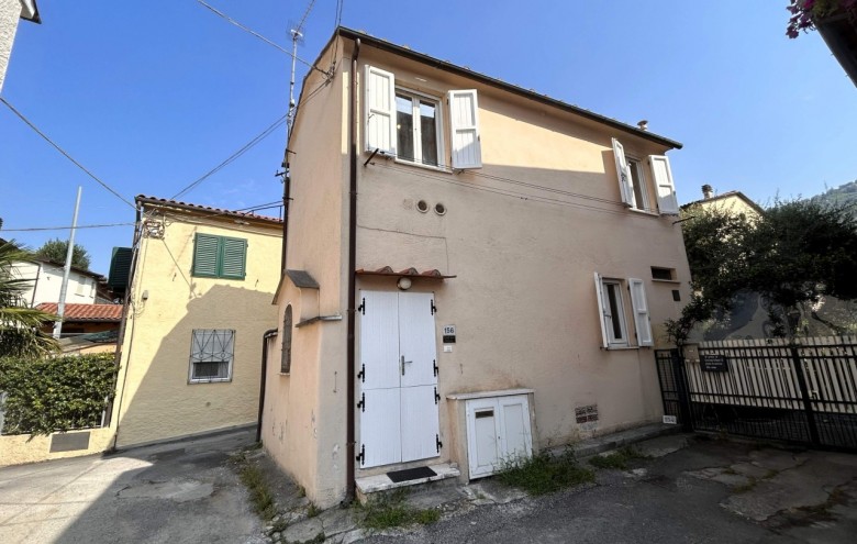 Terratetto in vendita a Pietrasanta