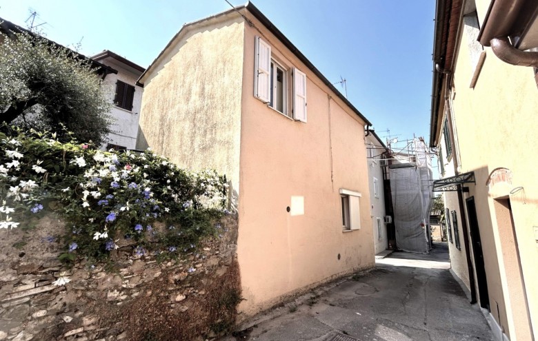 Terratetto in vendita a Pietrasanta