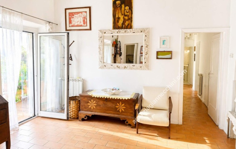 Villa singola in vendita a Pietrasanta