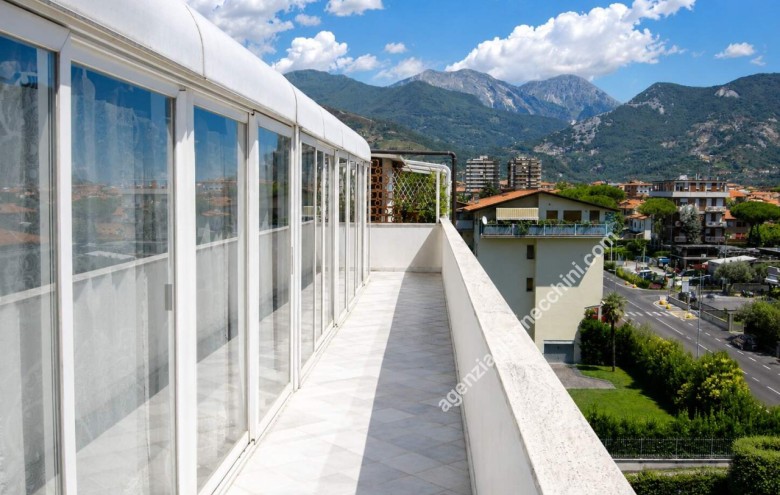 Attico in vendita a Seravezza