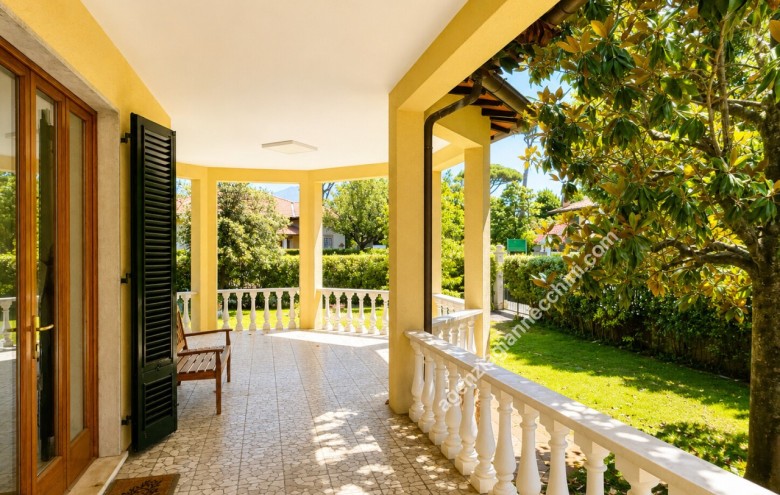 Villa singola in vendita a Forte dei Marmi