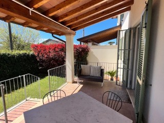 Porzione di casa in vendita a Pietrasanta