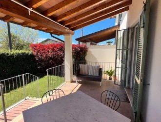 Porzione di casa in vendita a Pietrasanta