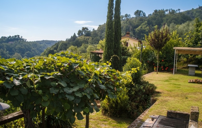 Bifamiliare in vendita a Pietrasanta
