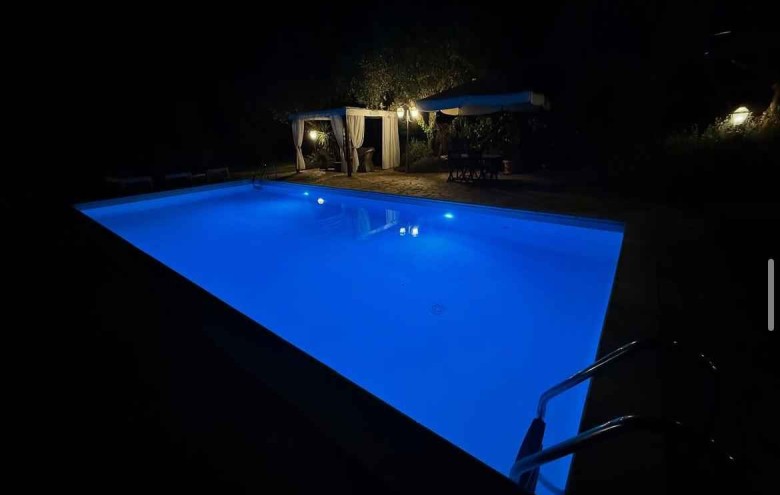 Villa singola in affitto a Camaiore