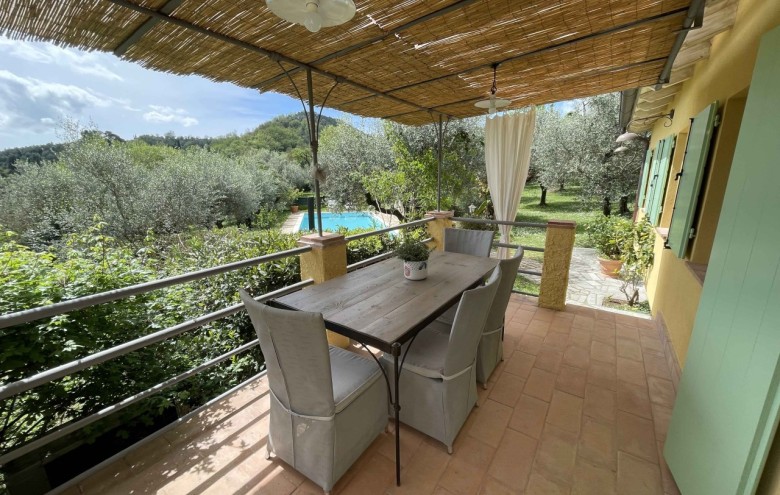 Villa singola in affitto a Camaiore