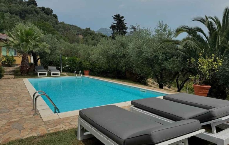 Villa singola in affitto a Camaiore