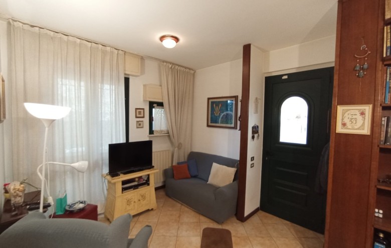 Villetta a schiera in vendita a Massa