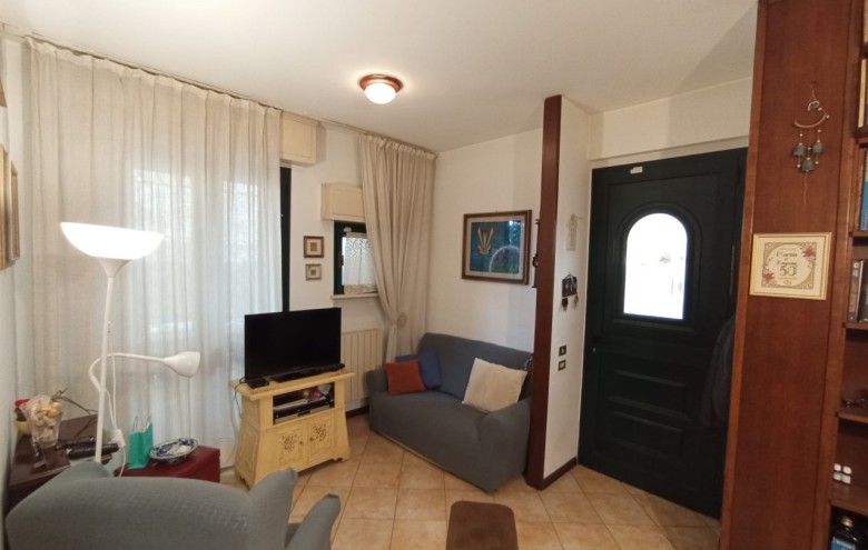 Villetta a schiera in vendita a Massa