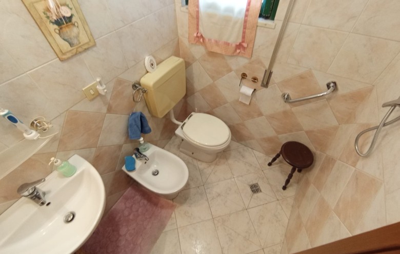 Villetta a schiera in vendita a Massa